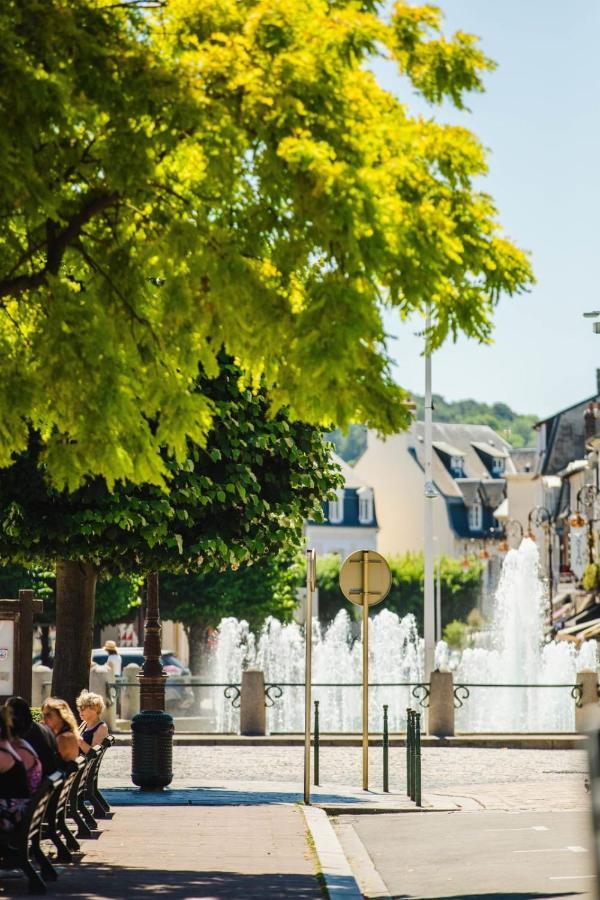 Castel Saint Clair - Trois Pieces - Deauville Centre Exteriör bild